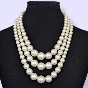Vintage 3-Strand Acrylic Faux Pearl Necklace